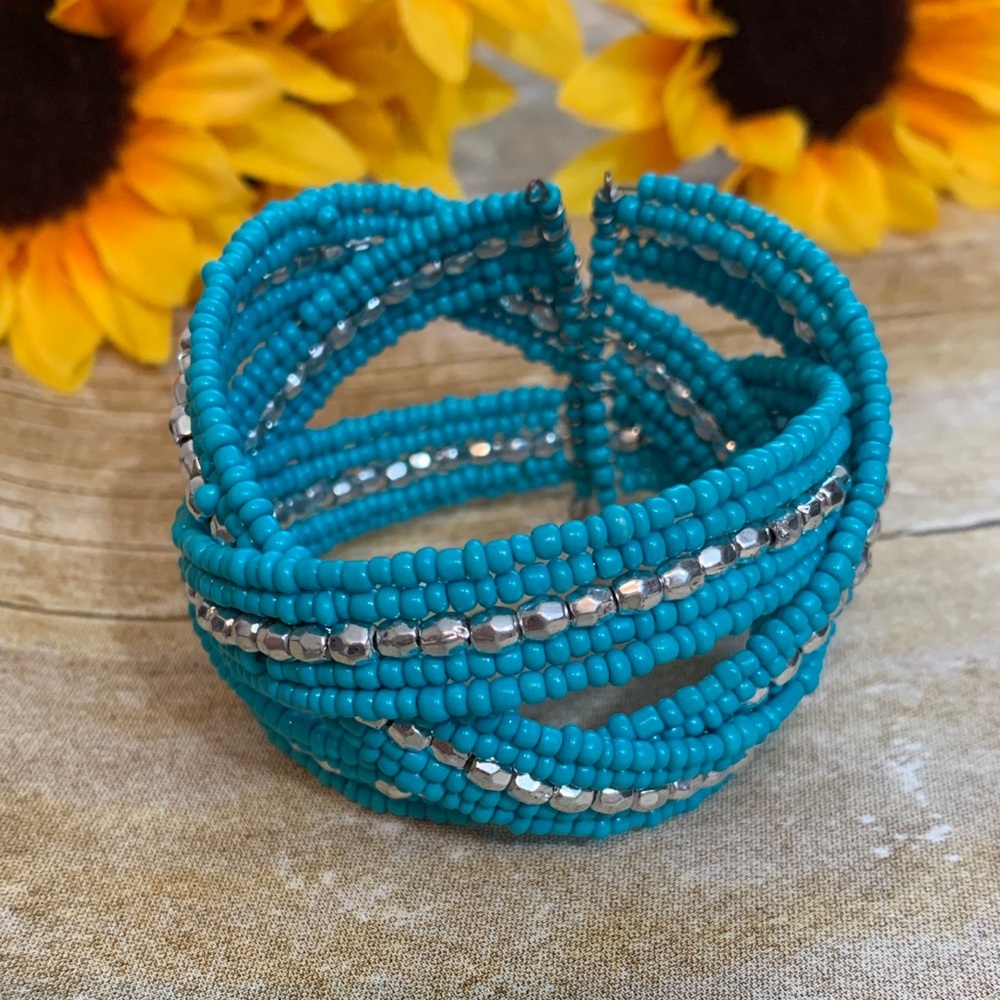 Turquoise cuff bracelet - Picture 1 of 6